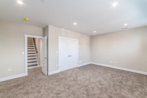 347 E 43rd St, Chicago, IL 60653 photo 28