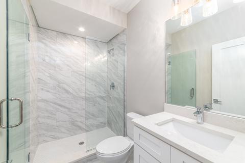 347 E 43rd St, Chicago, IL 60653 photo 21
