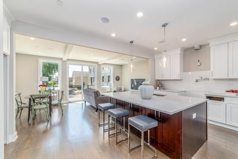 347 E 43rd St, Chicago, IL 60653 photo 15