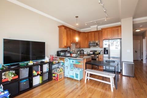 207 E 31st St #3F, Chicago, IL 60616 photo 3