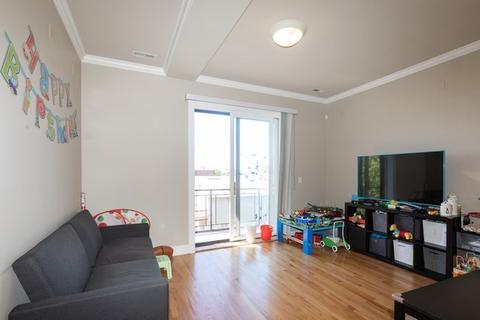 207 E 31st St #3F, Chicago, IL 60616 photo 2