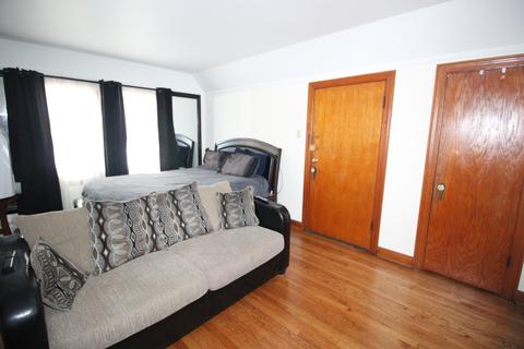10931 S Artesian Ave, Chicago, IL 60655 photo 9