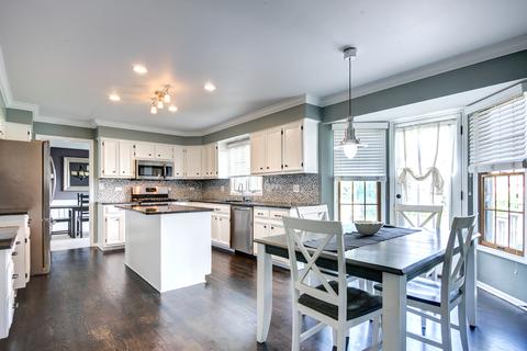 15330 S Pratt Ln, Plainfield, IL 60544 photo 9