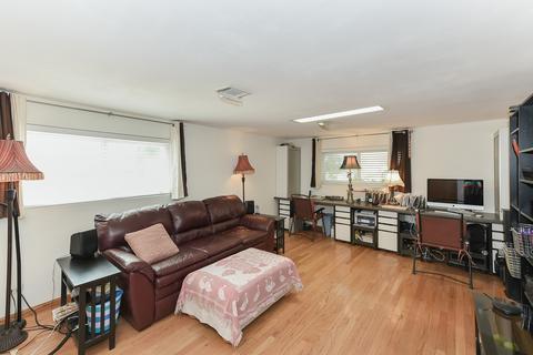 81 Lance Dr, Des Plaines, IL 60016 photo 11
