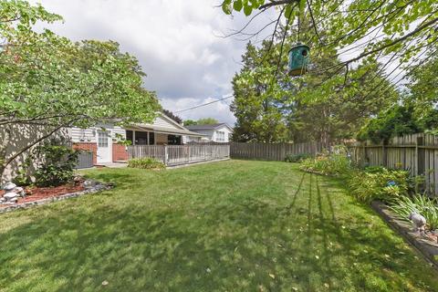 81 Lance Dr, Des Plaines, IL 60016 photo 20