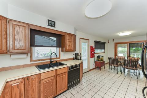 81 Lance Dr, Des Plaines, IL 60016 photo 7