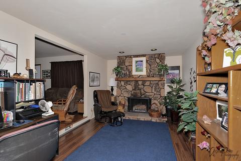 4504 Mayfair Dr, Mchenry, IL 60051 photo 5