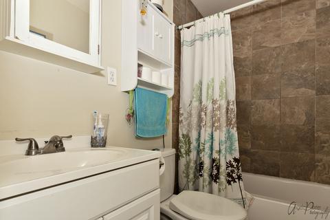 4504 Mayfair Dr, Mchenry, IL 60051 photo 15