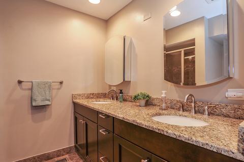 4345 Lombardy Ln, Hoffman Estates, IL 60192 photo 18