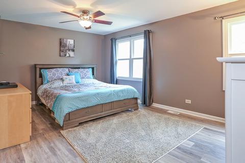4345 Lombardy Ln, Hoffman Estates, IL 60192 photo 17