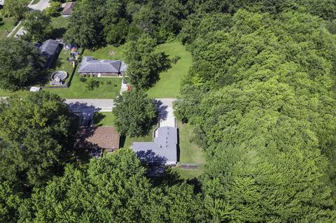 240 Barr St, Braidwood, IL 60408 photo 22