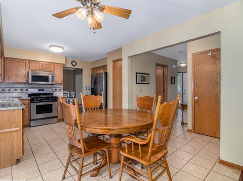 3081 Barnstable Ct, Aurora, IL 60504 photo 9