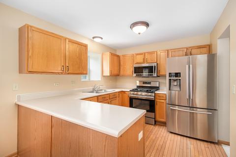 1802 Whispering Oaks Ct, Plainfield, IL 60586 photo 6