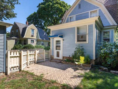 660 Logan Ave, Elgin, IL 60120 photo 23