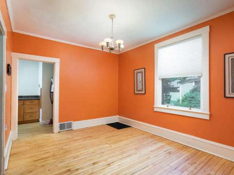 660 Logan Ave, Elgin, IL 60120 photo 4
