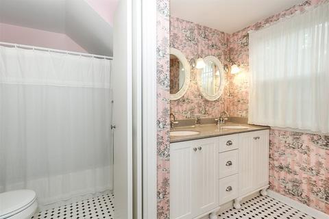 408 Hazel Dr, Elgin, IL 60123 photo 25