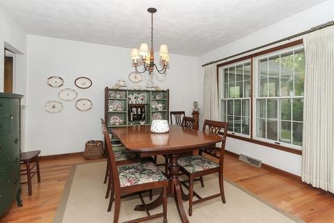 408 Hazel Dr, Elgin, IL 60123 photo 14