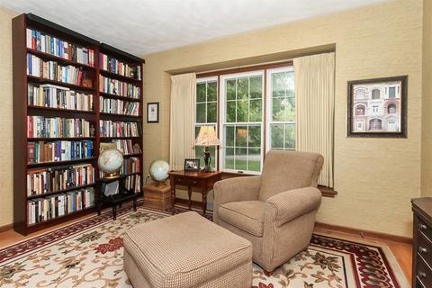 408 Hazel Dr, Elgin, IL 60123 photo 13