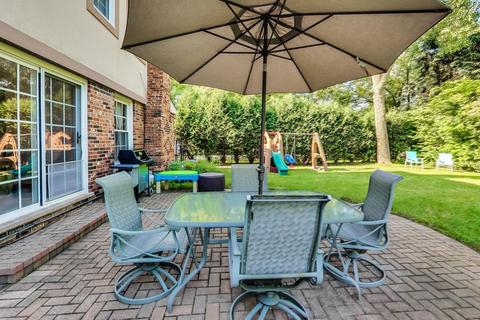 3918 Carousel Dr, Northbrook, IL 60062 photo 36