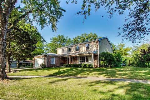 3918 Carousel Dr, Northbrook, IL 60062 photo 3