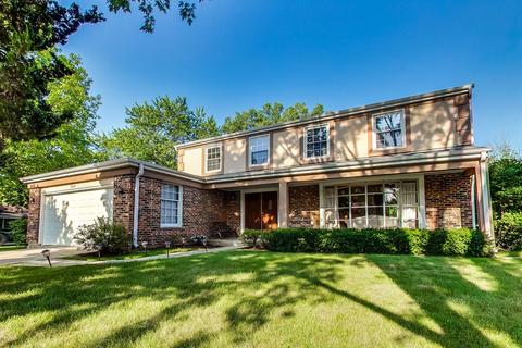 3918 Carousel Dr, Northbrook, IL 60062 photo 1