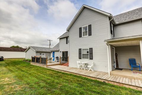 104 W Main St, Ogden, IL 61859 photo 2