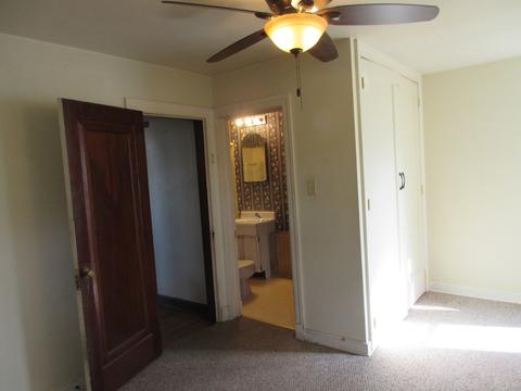 232 E State St, Sycamore, IL 60178 photo 11