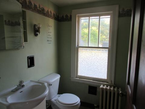 232 E State St, Sycamore, IL 60178 photo 15