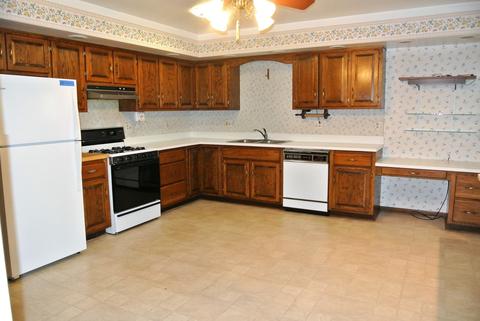 7 E Highland Dr, Bristol, IL 60512 photo 12