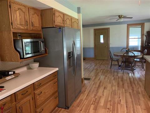 2611 E Il Rt 72, Leaf River, IL 61047 photo 4