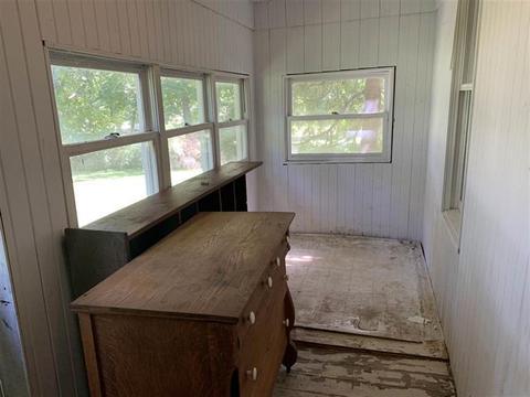 2611 E Il Rt 72, Leaf River, IL 61047 photo 9