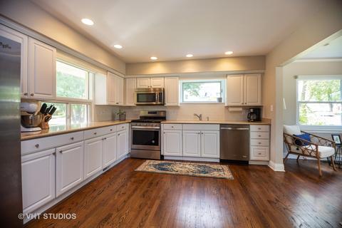 1751 Harrison St, Glenview, IL 60025 photo 4