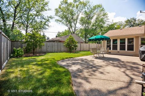 1751 Harrison St, Glenview, IL 60025 photo 11