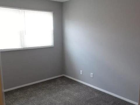 324 S Bone Dr, Normal, IL 61761 photo 7