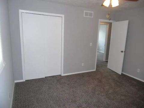324 S Bone Dr, Normal, IL 61761 photo 12