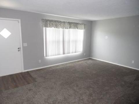 324 S Bone Dr, Normal, IL 61761 photo 3