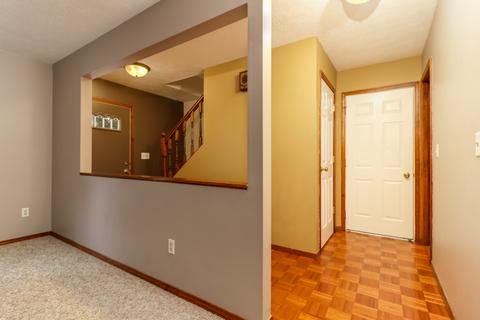 108 Nottingham Chase, Normal, IL 61761 photo 5