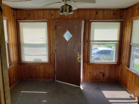 1406 E 6th St, Sterling, IL 61081 photo 2