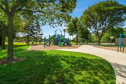 927 E Paddock Dr, Palatine, IL 60074 photo 20