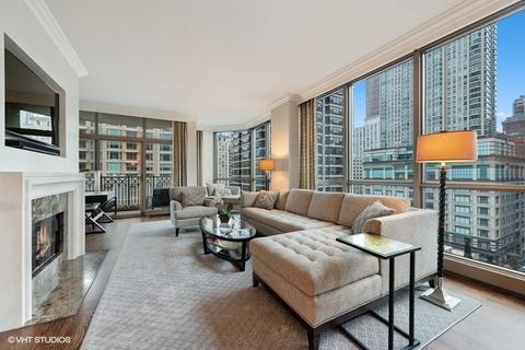 21 E Huron St #1406, Chicago, IL 60611 photo 2