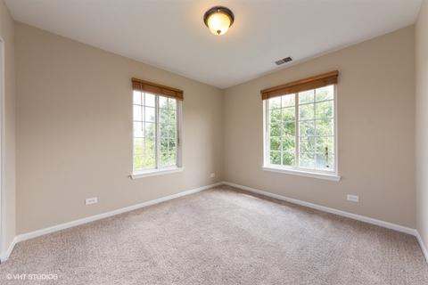 66 Cantal Ct, Wheeling, IL 60090 photo 13