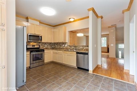 66 Cantal Ct, Wheeling, IL 60090 photo 7