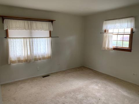645 Lafayette Ln, Hoffman Estates, IL 60169 photo 8