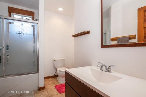 214 Hill Ave, Elgin, IL 60120 photo 10