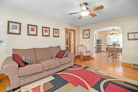 209 N 3rd St, Malta, IL 60150 photo 3