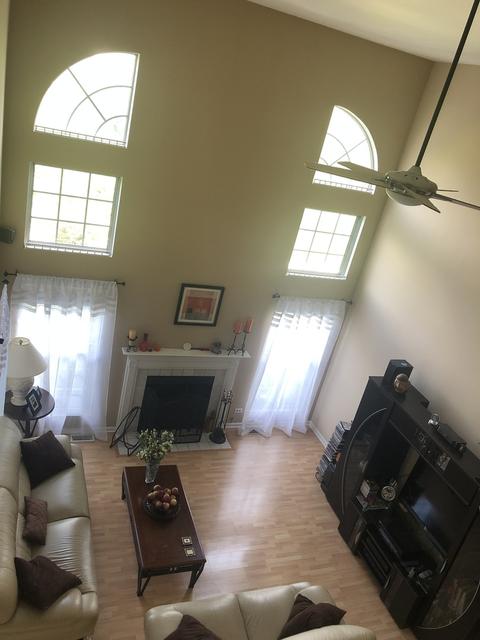 1011 Bentley Ln, Bartlett, IL 60103 photo 3