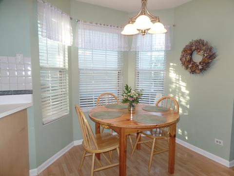 1011 Bentley Ln, Bartlett, IL 60103 photo 10