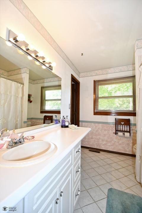 405 N Hill Rd, Mchenry, IL 60051 photo 13