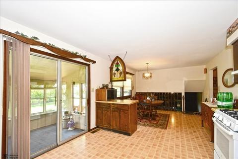 405 N Hill Rd, Mchenry, IL 60051 photo 7