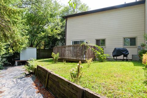 432 Pacific Ct, Wheeling, IL 60090 photo 9